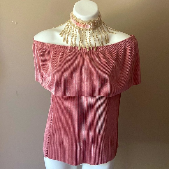 Handmade Women’s Tan Lace Boho Mermaid Seashell Choker - Picture 5 of 5